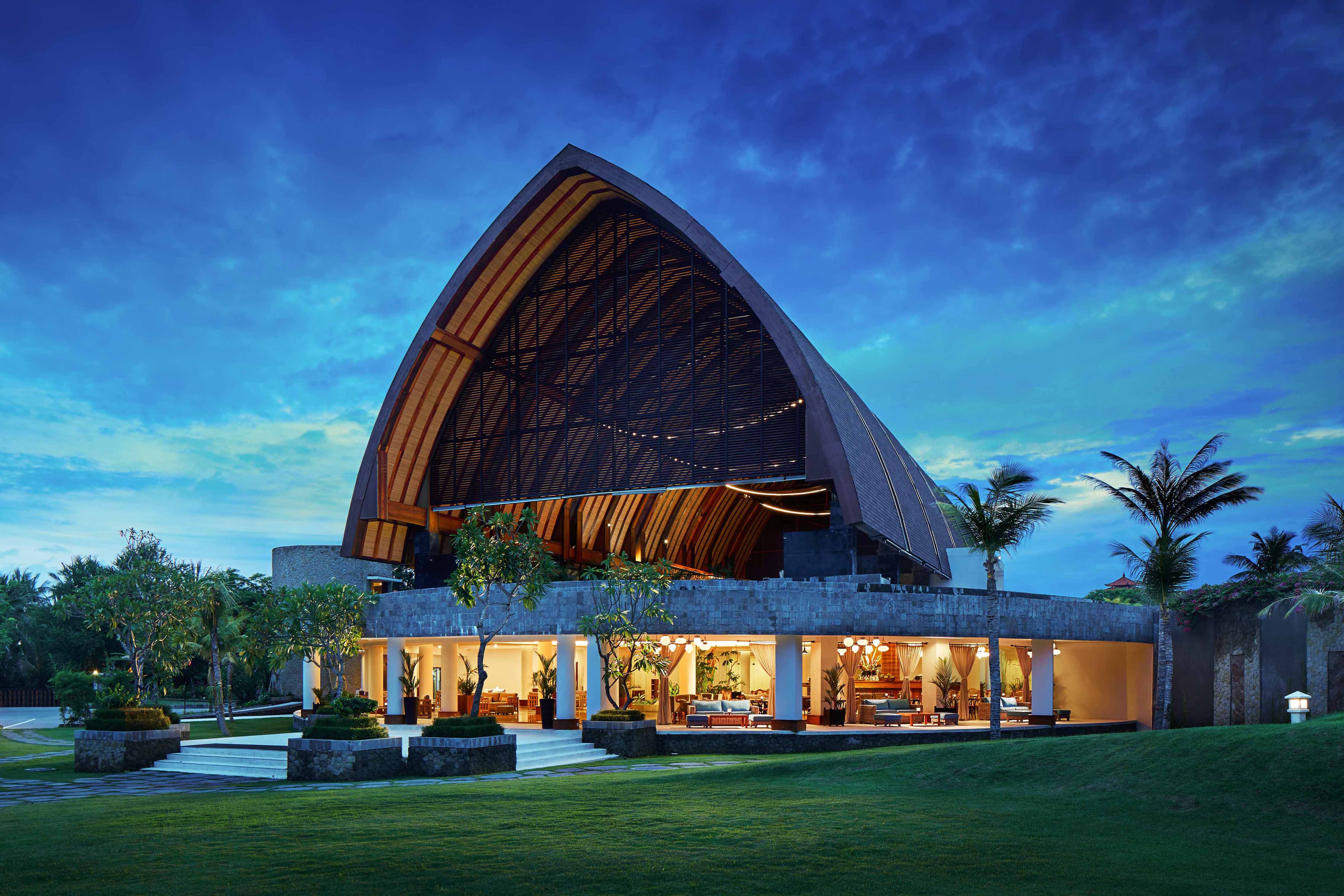 5 Days At MERUSAKA Nusa Dua – Luxury Beachfront Resort in Bali’s Nusa Dua