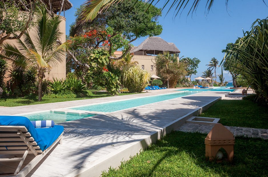 Ashnil Samburu Camp Holiday Package – Samburu