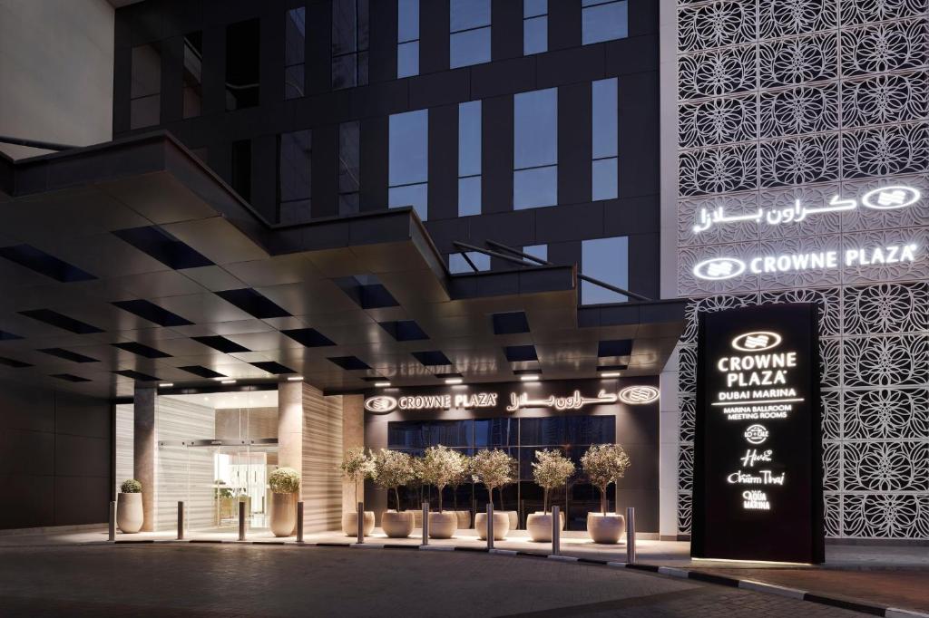 5Days,4Nights Crown Plaza Dubai Marina by IHG – Luxury Waterfront Hotel in Dubai