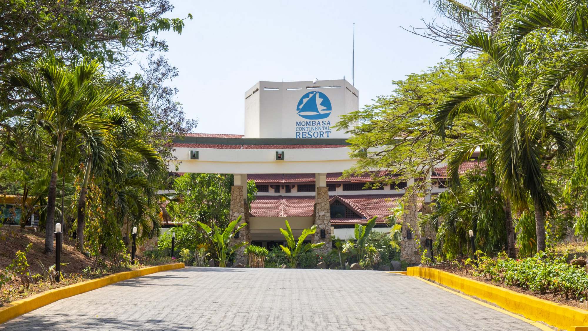 Mombasa Continental Beach Resort – Luxury Stay on Mombasa’s North Coast