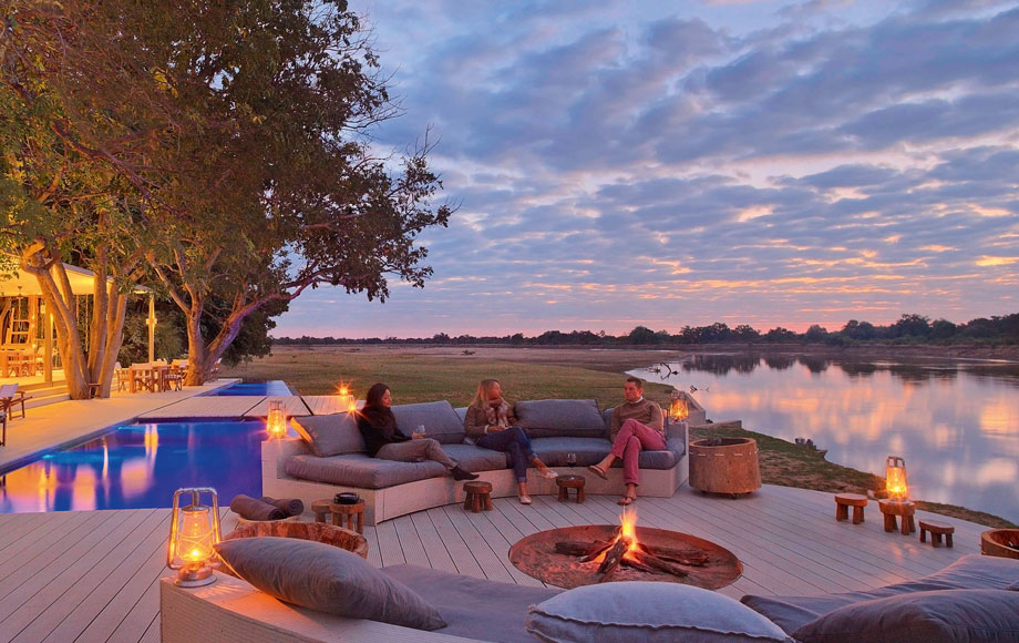 CHINZOMBO LODGE ZAMBIA