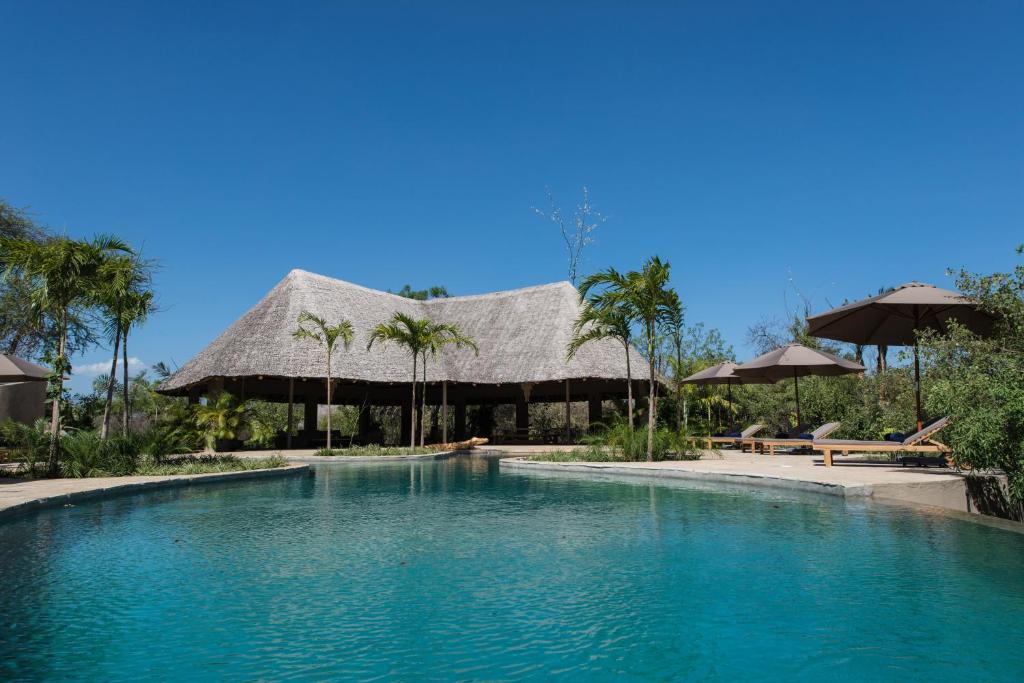 3 Days / 2 Nights School Holiday at Finch Hattons – Tsavo West