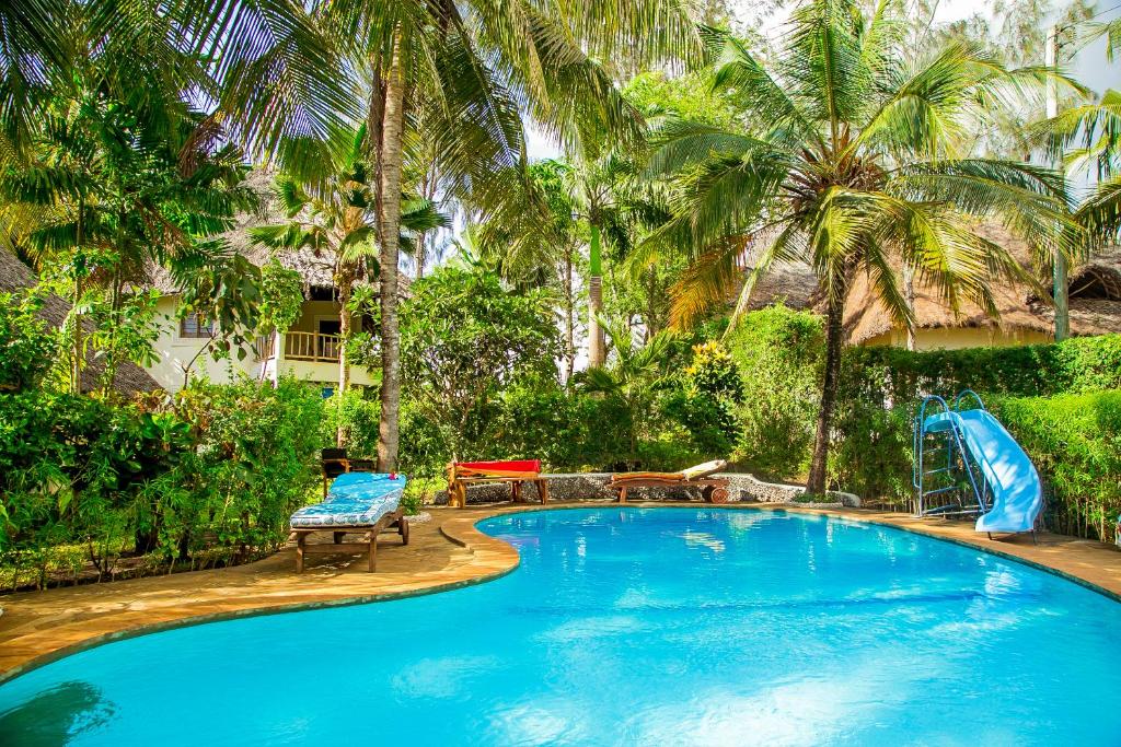 Holiday In Searenity Beach Villa – Diani