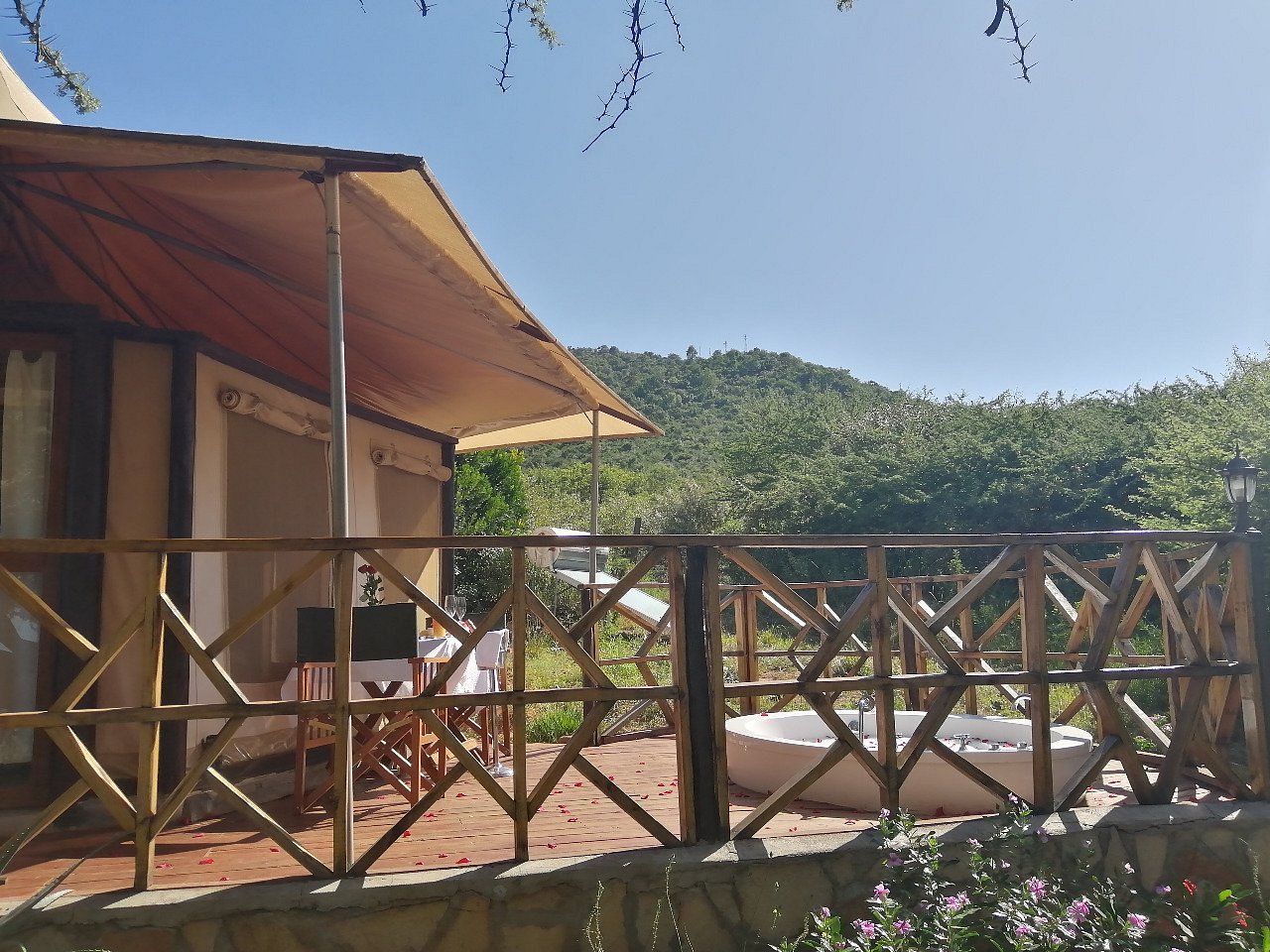 Emayian Luxury Camp Maasai Mara | Exclusive Safari Experience in Kenya