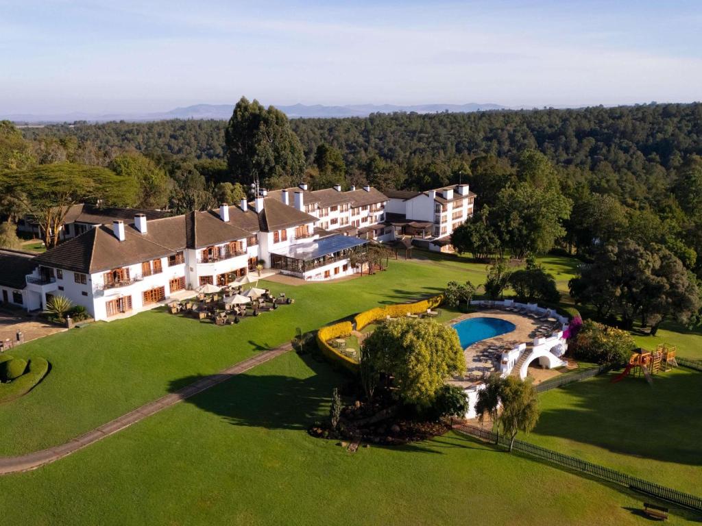 Summer Holiday in Mount Kenya Getaway 2026 – Nature, Wildlife & Scenic Escape