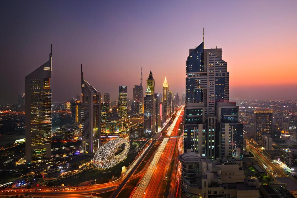 Summer in Dubai Holiday Package 2026 – Dubai & Abu Dhabi Luxury Escape