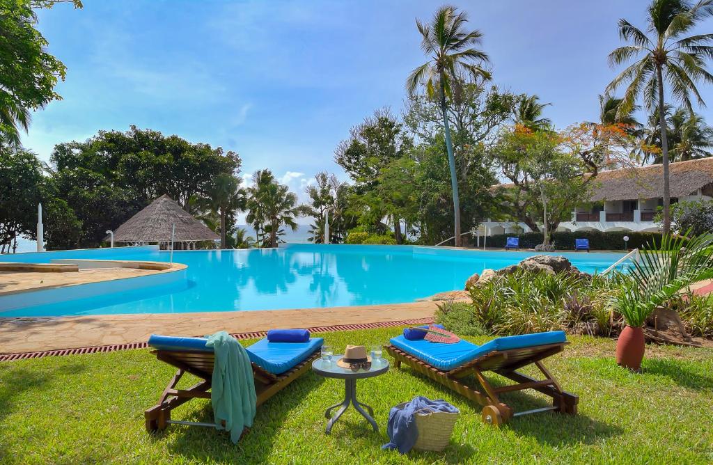 Diani Honeymoon Packages 2026 – Luxury Beachfront Romance & Coastal Getaways